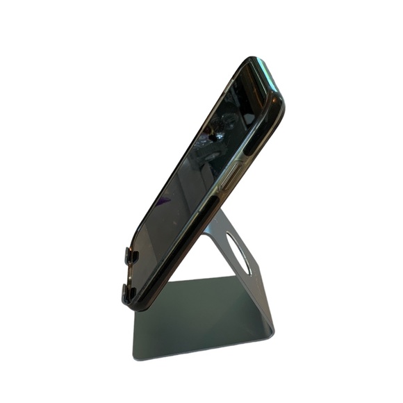 YOOTECH F500 Wireless Charging Pad and LAMICALL Cell Phone Stand Holder Cradle - Picture 4 of 11